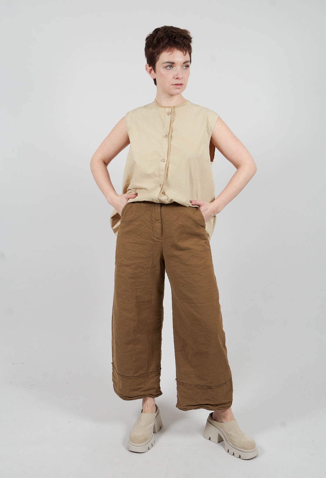 Extra Wide Leg Pants in Legno