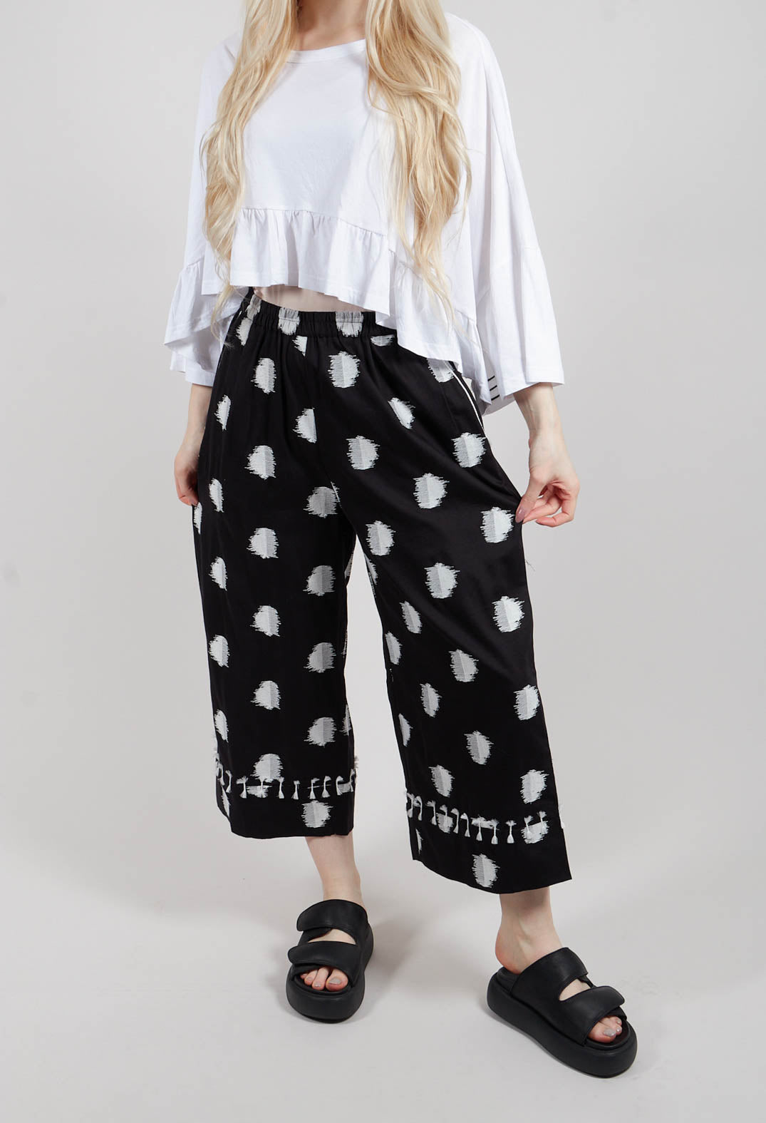 Miri Trousers in Black