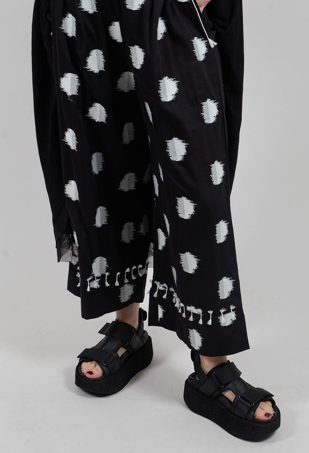 Miri Trousers in Black