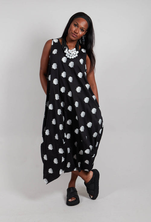 Tova Sleevesless Dress in Black