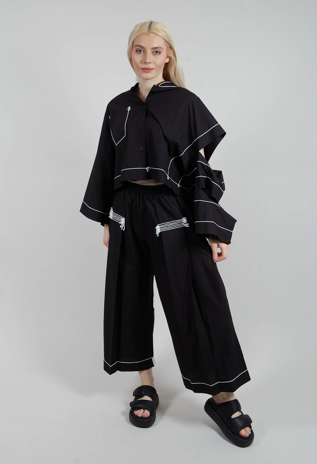 Lihi Trousers in Black