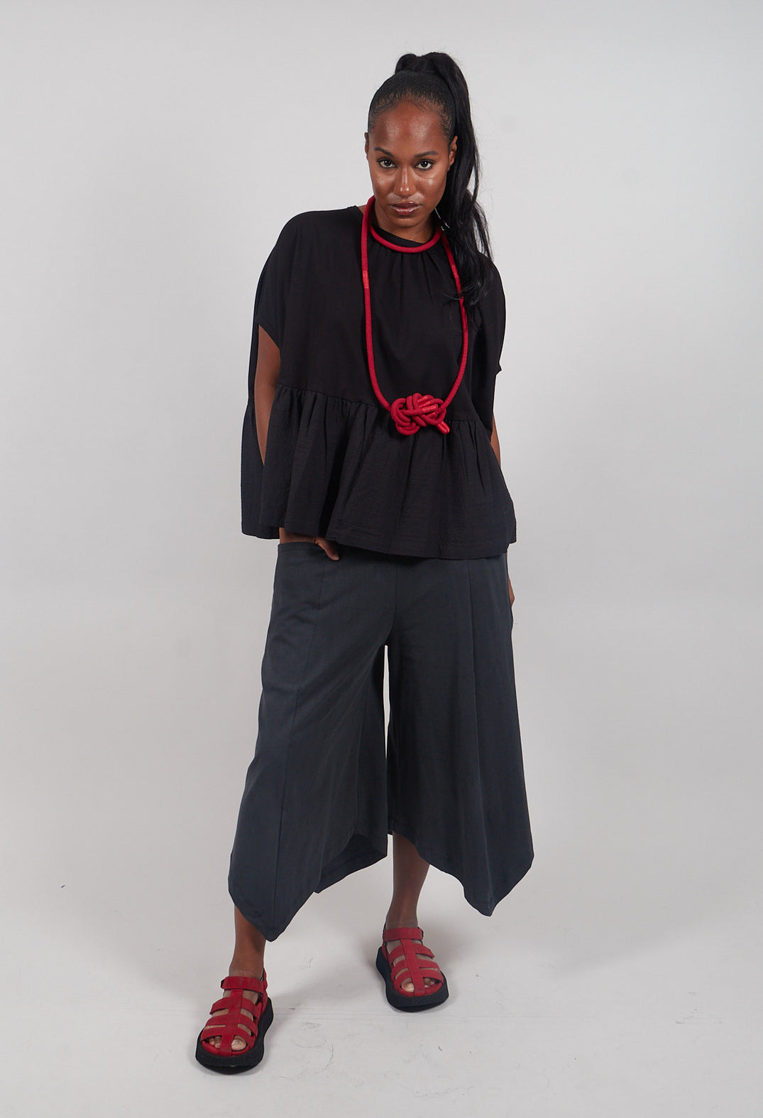 Zelda Trousers in Gray