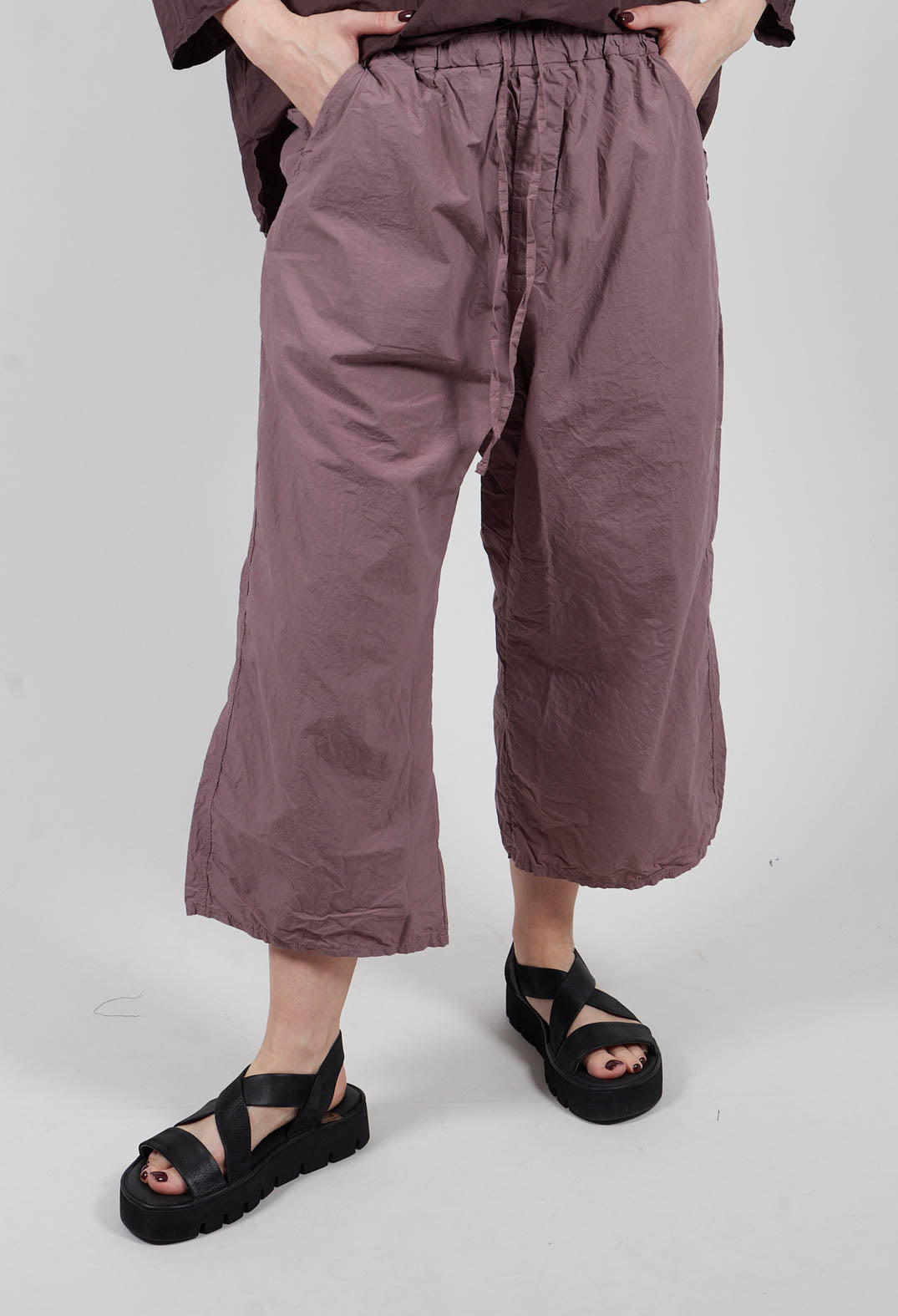 Wide & Short Trousers TC in Mauve