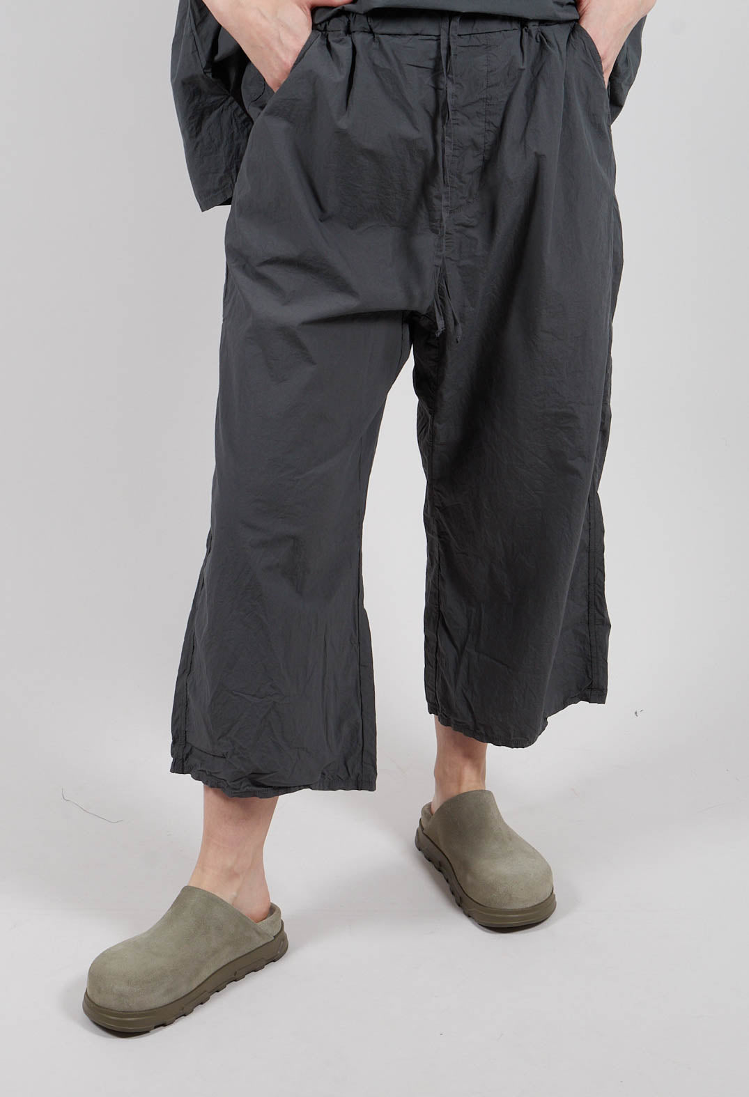 Wide & Short Trousers TC in Thyme