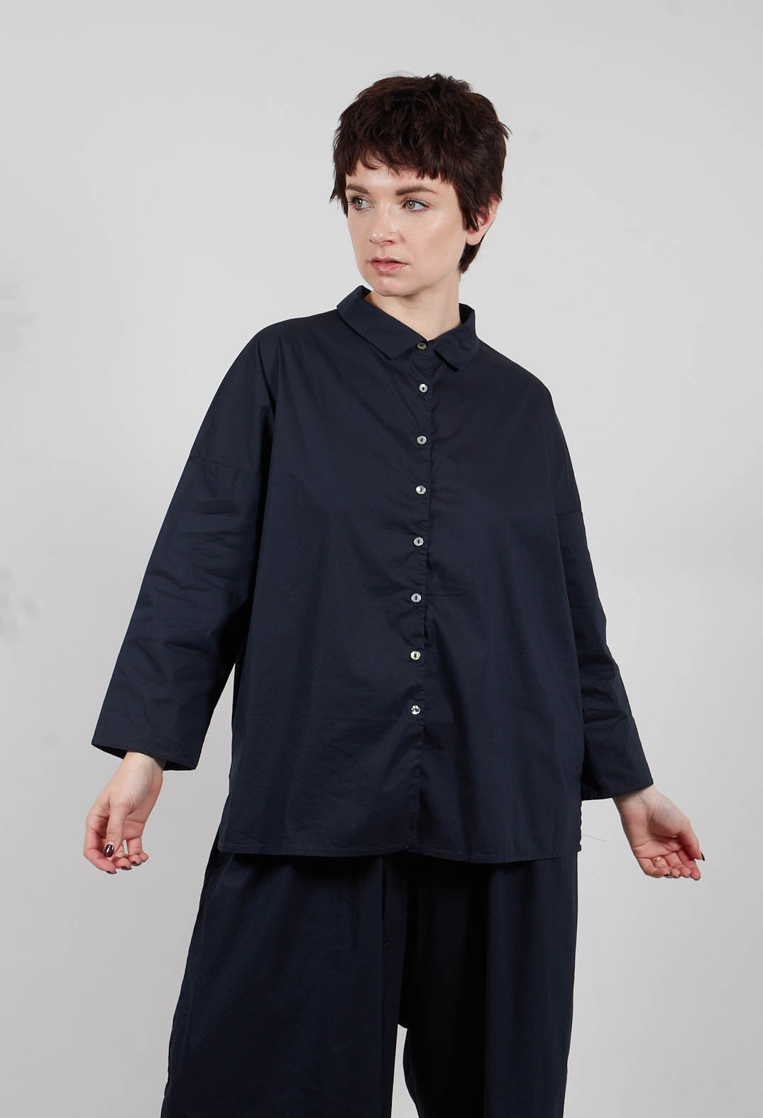 Short Collar Shirt TSL in Navy