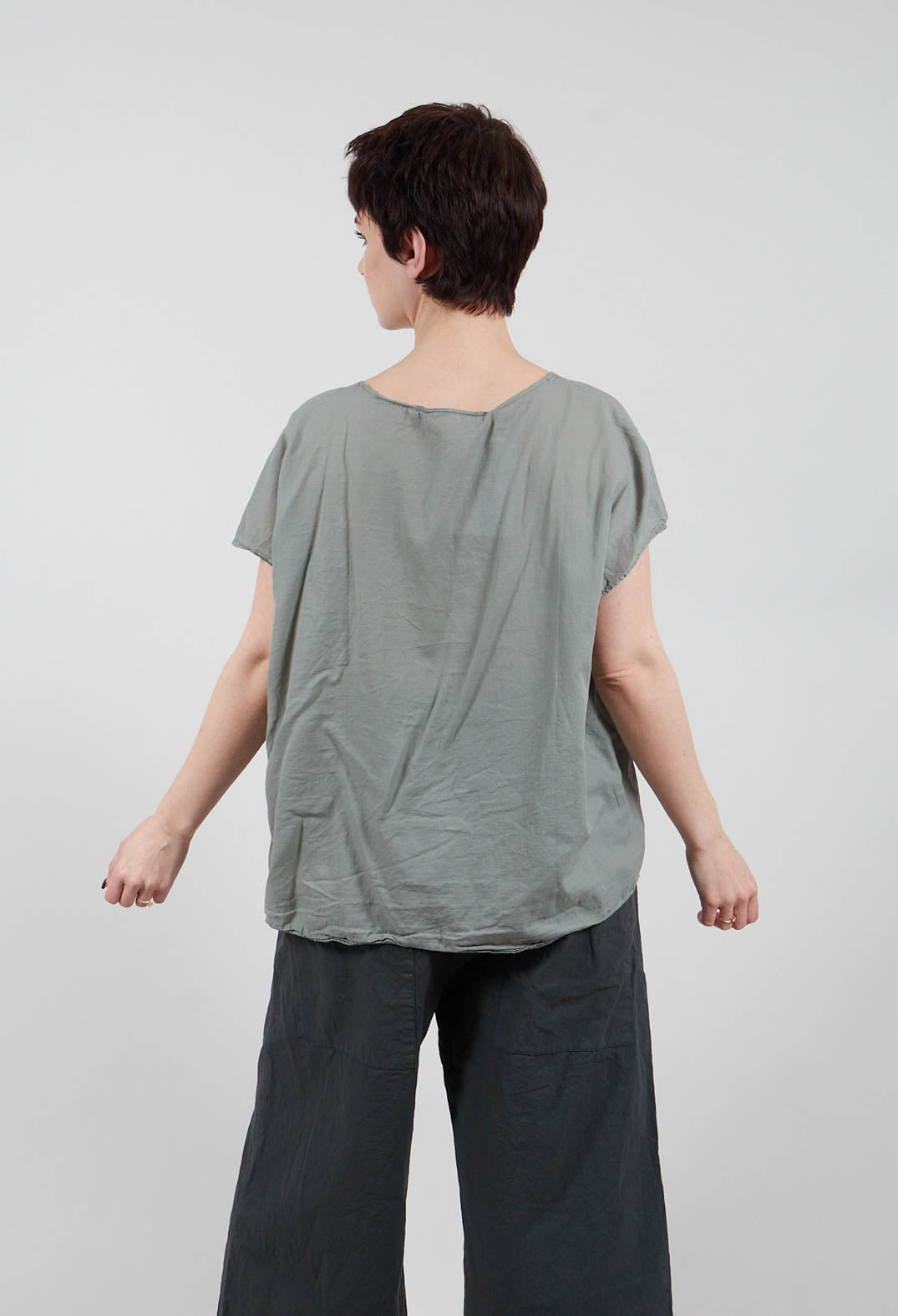 Sleeveless T-Shirt TL in Sage