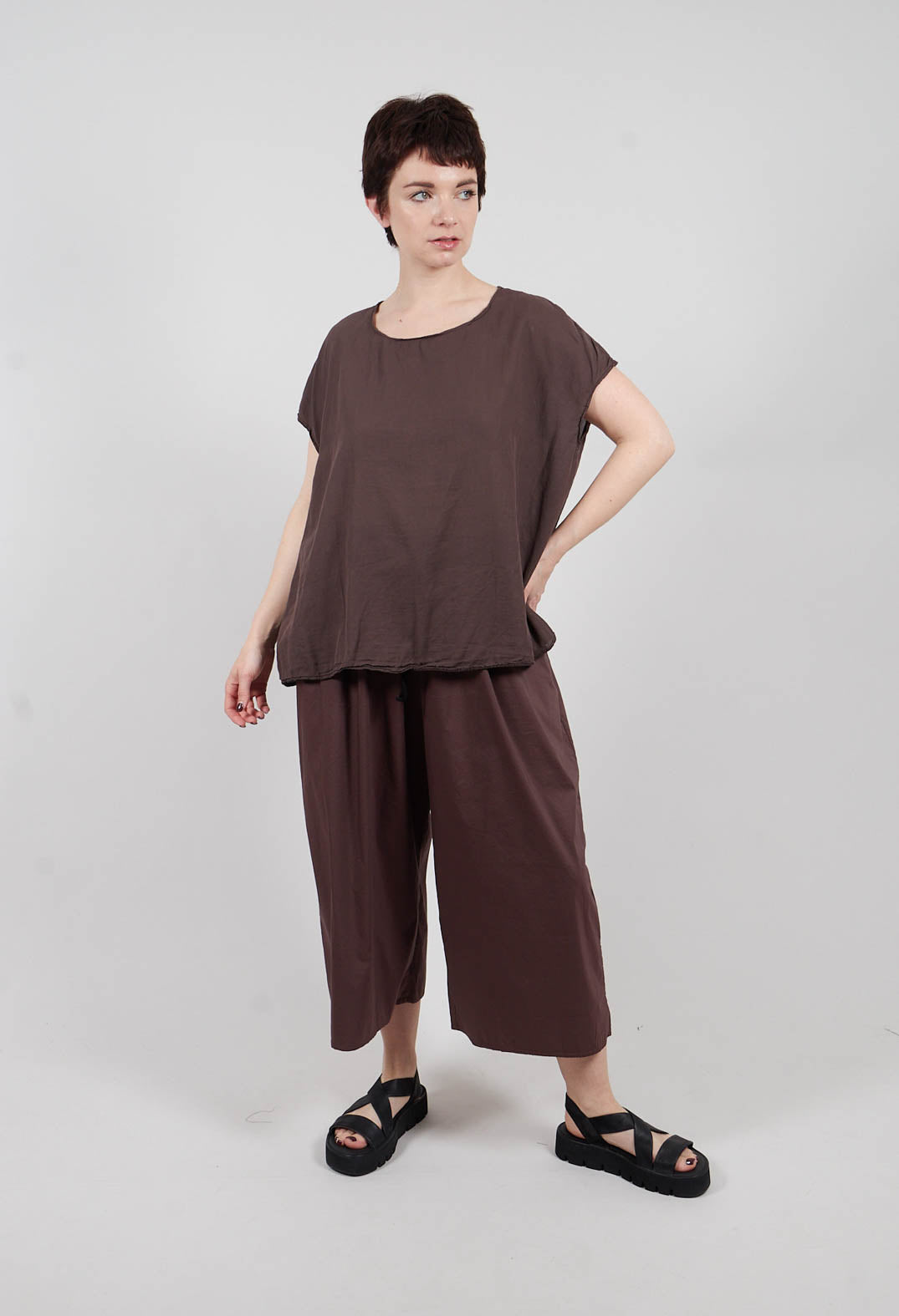 Sleeveless T-Shirt TL in Grape