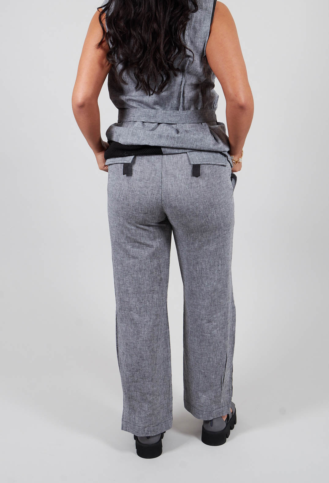 Linen Trousers in Grey