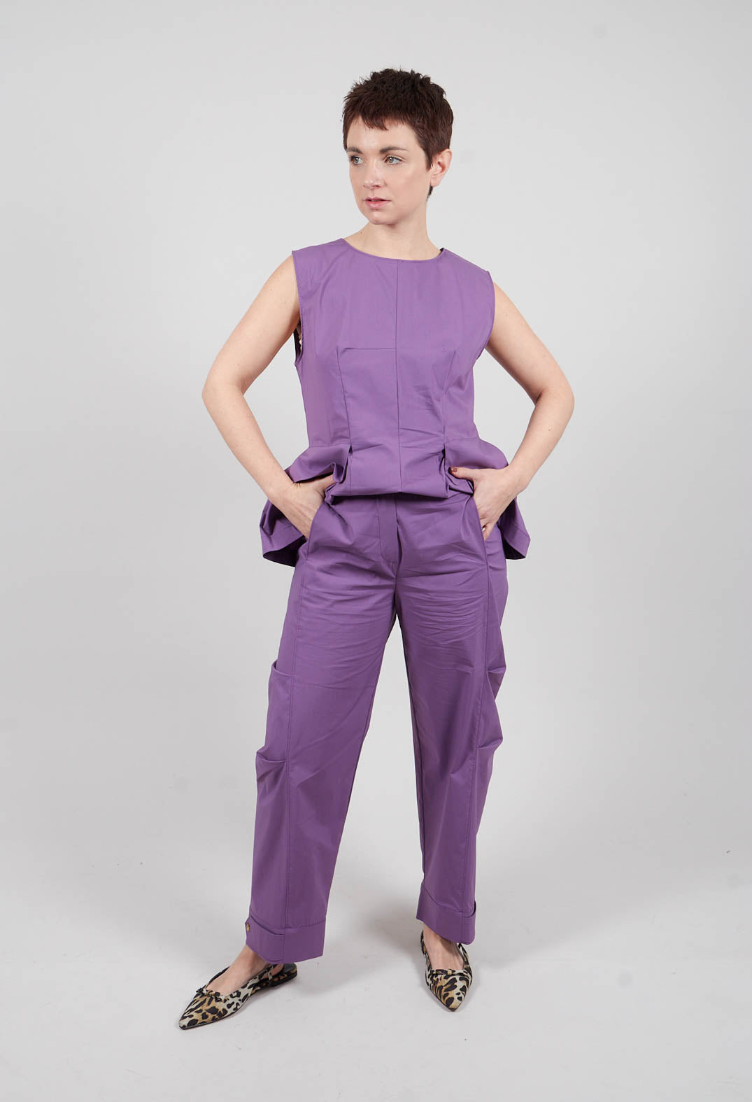 Straight Leg Pants in Purple Heart