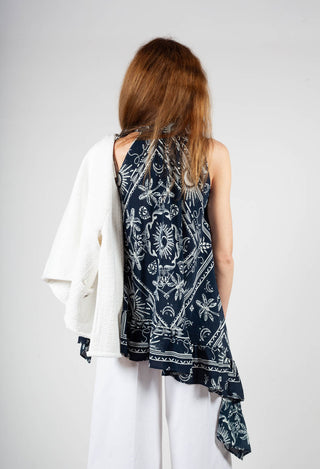 Top with Ruffles in Blu