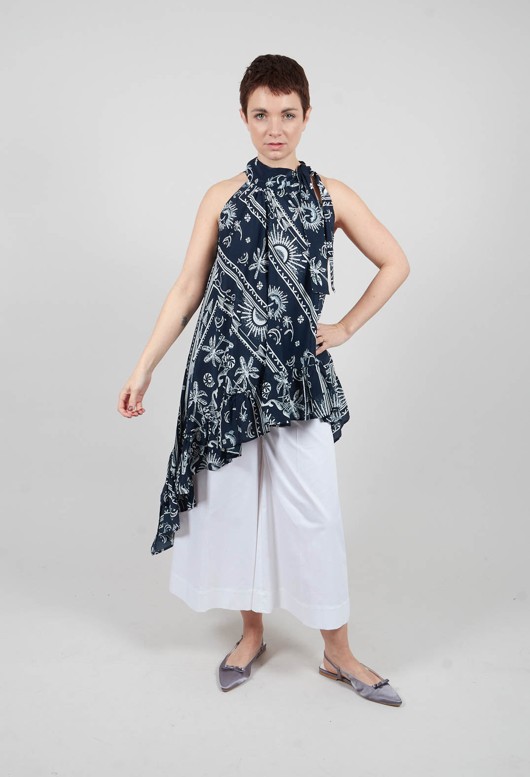 Top with Ruffles in Blu