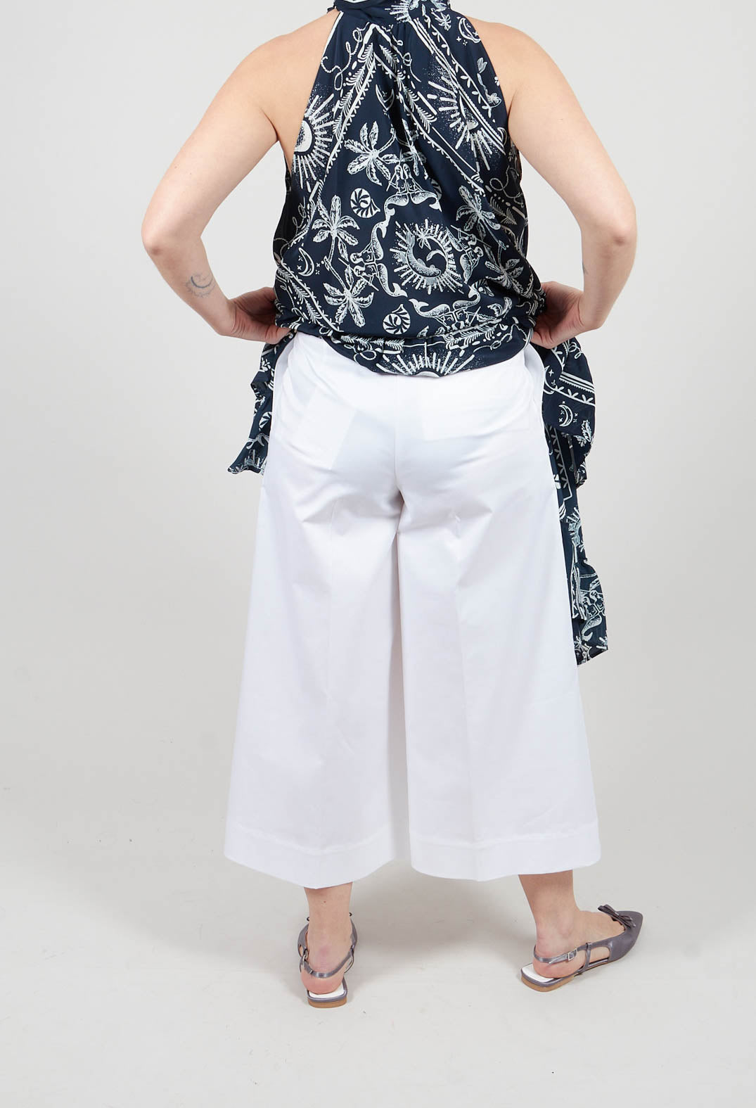 Cropped Trousers in White