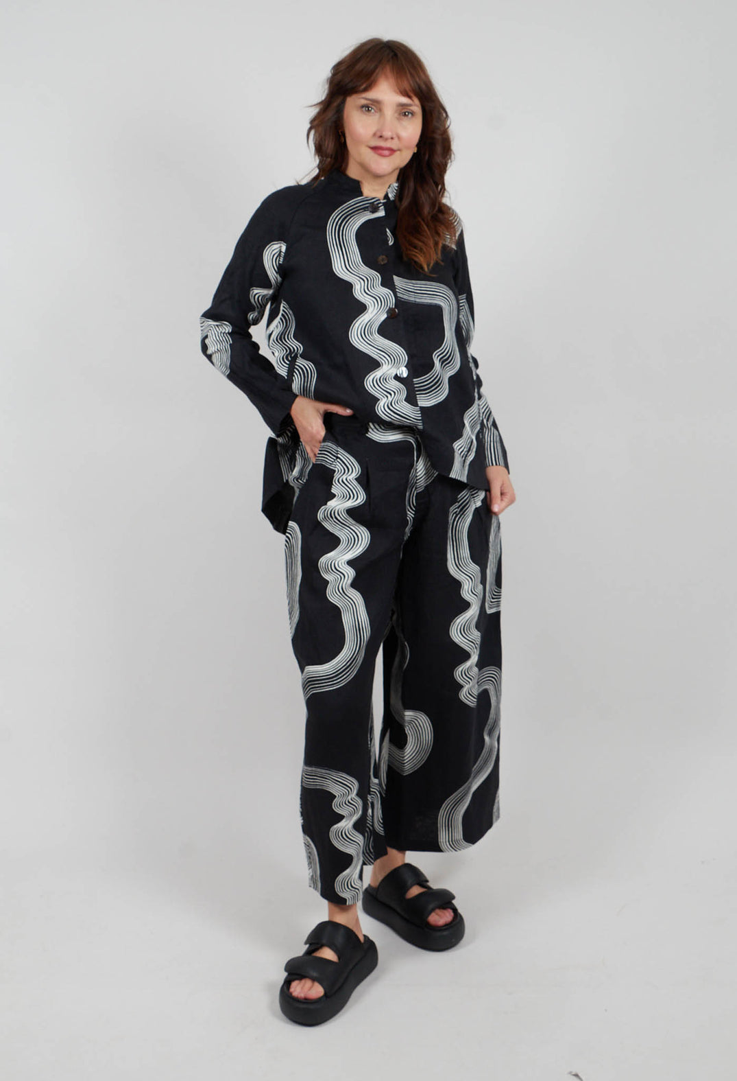 Hikazu Trousers in Black & White