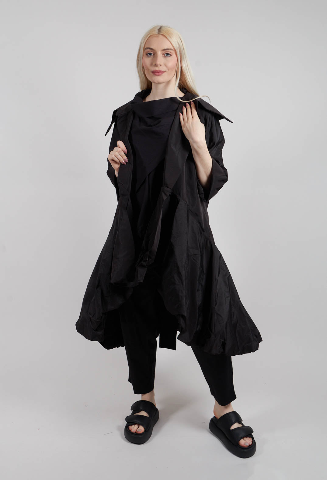 Balloon Skirt Dress in Black