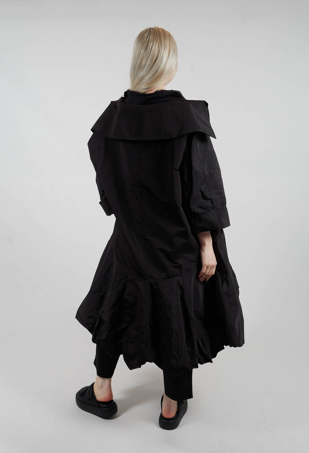 Balloon Skirt Dress in Black