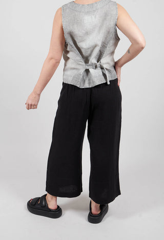 Skara Pants in Black