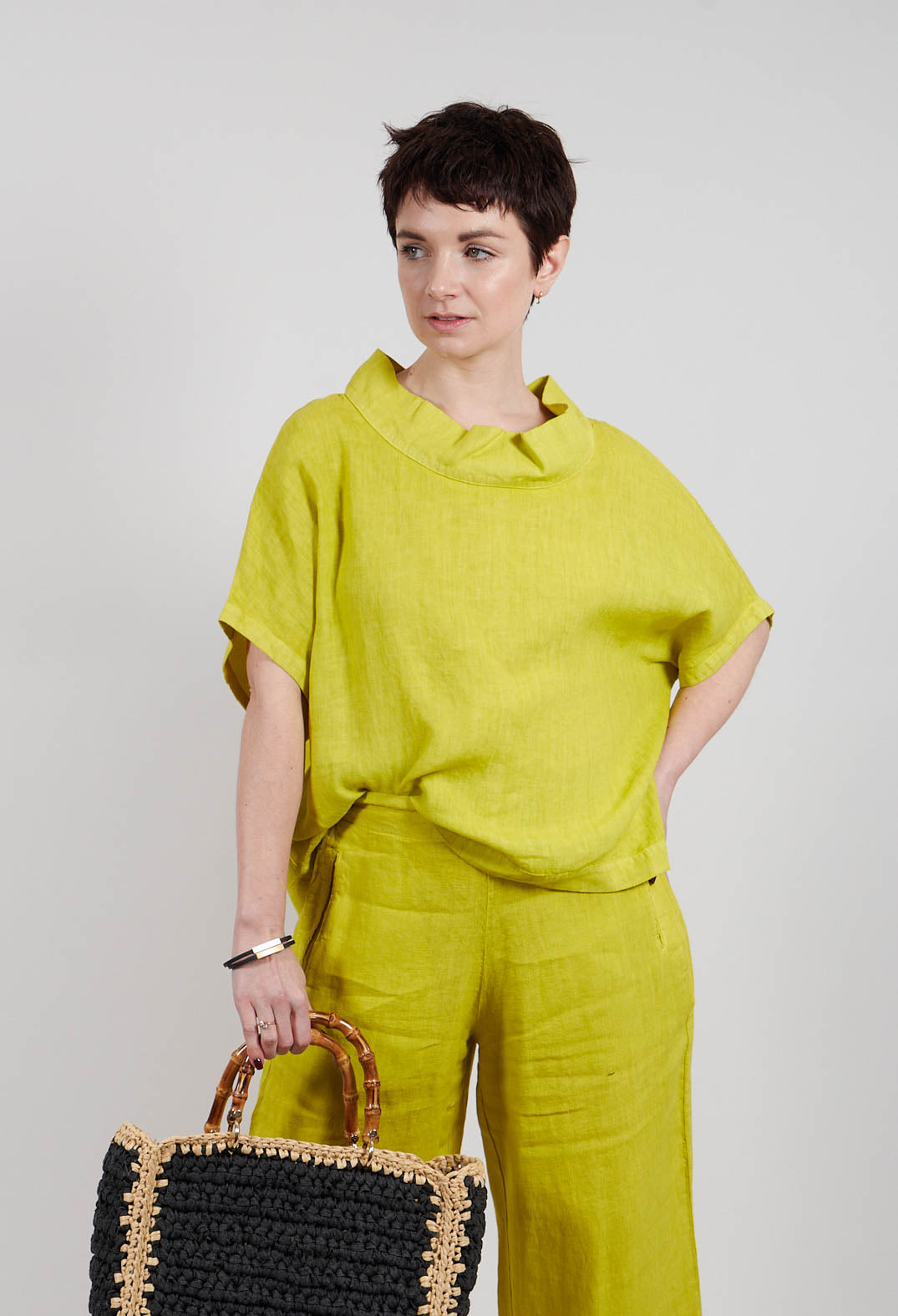 Diva Shirt in Kiwi
