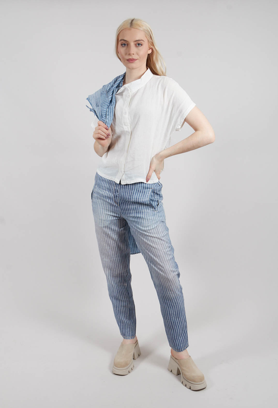 Divun Divun Reversible Shirt in Undyed – Olivia May