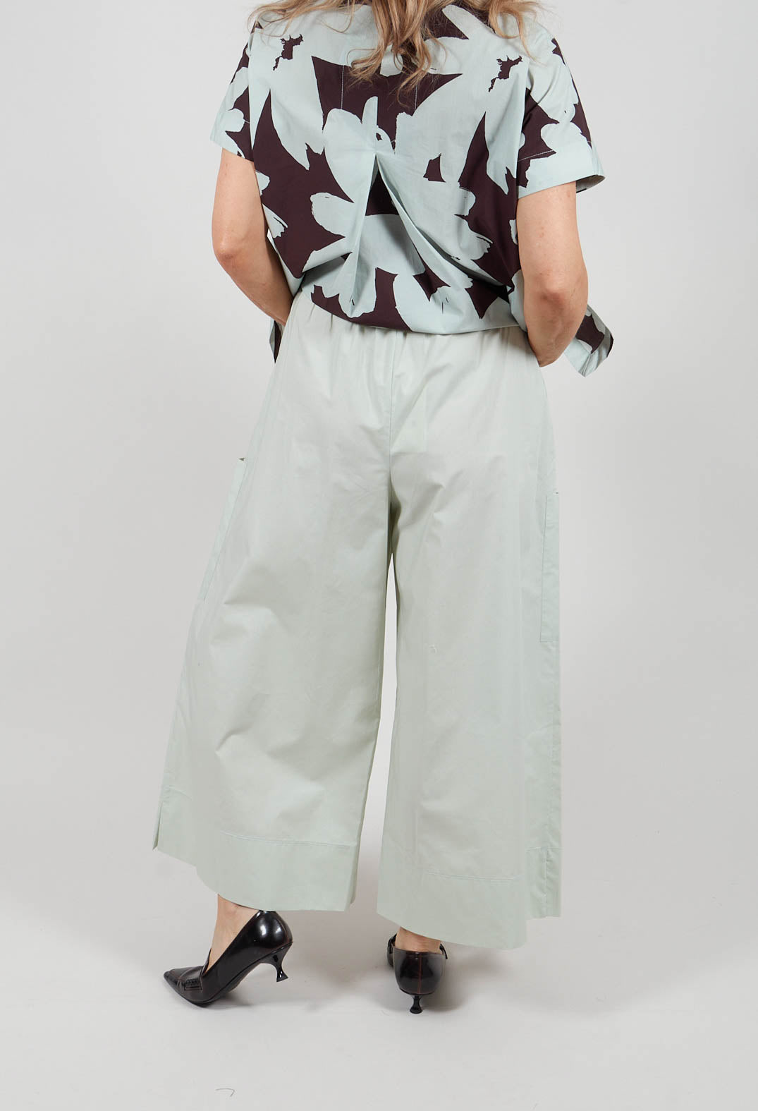 Wide Leg Trousers in Menta
