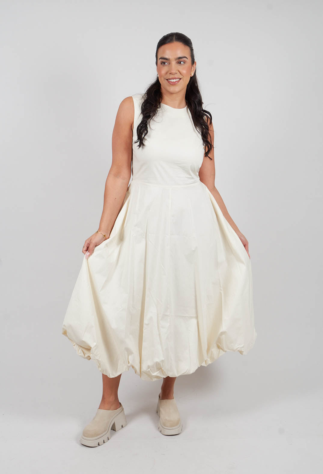 Bubble Hem Midaxi Dress in Anise
