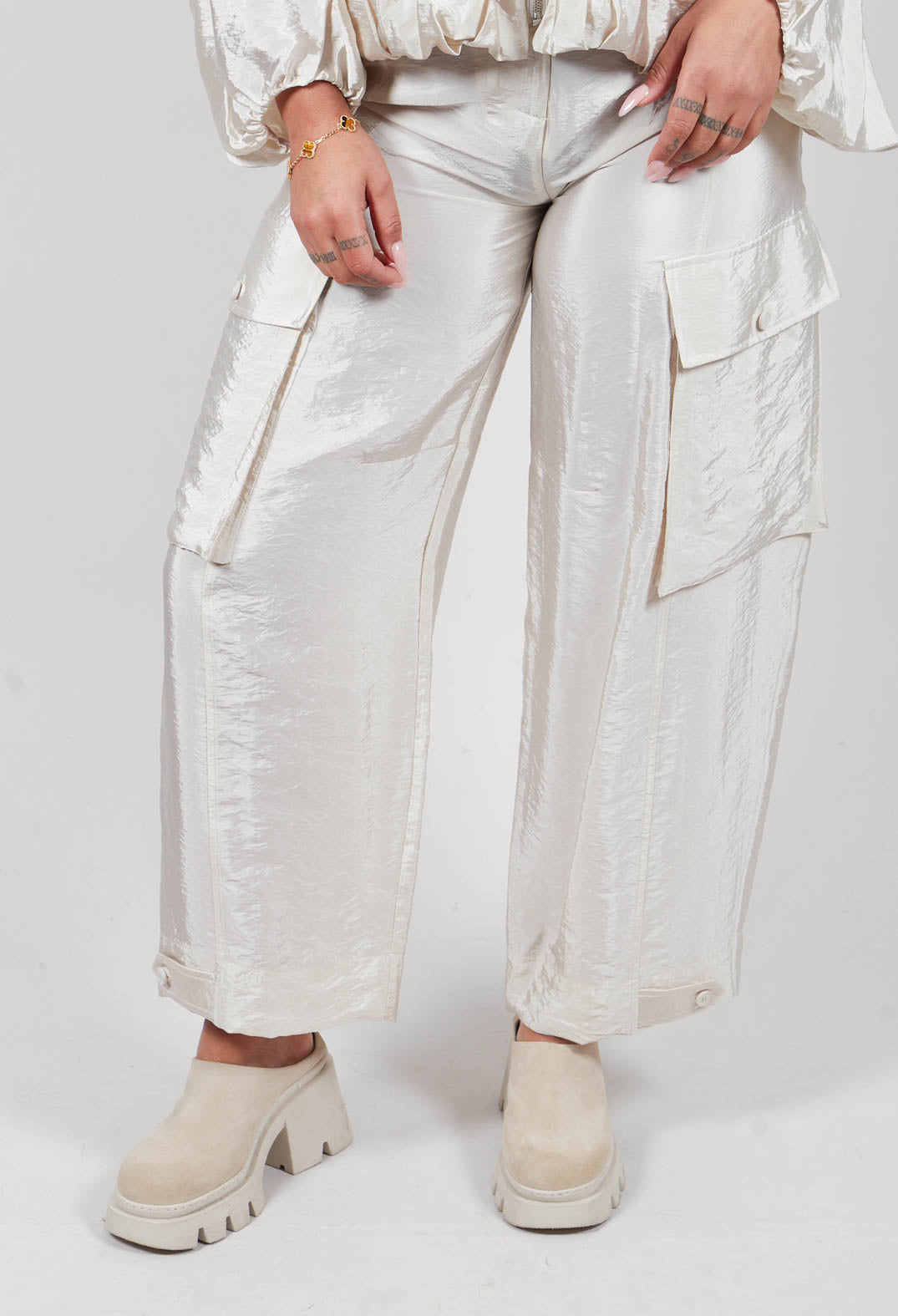 Cargo Trousers in Oyster