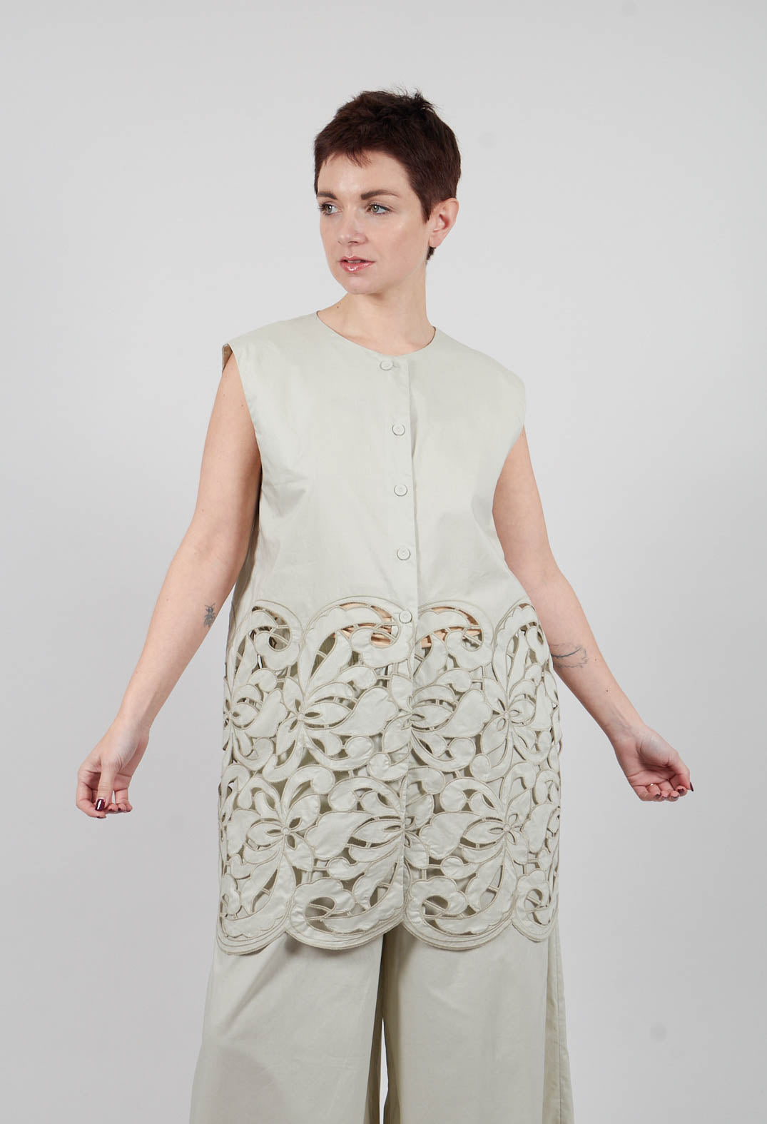 Lace Trim Shirt in Fog