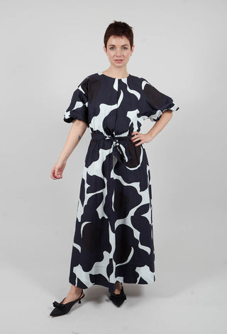 Gathered Sleeve Dress in St. Comet and Nero