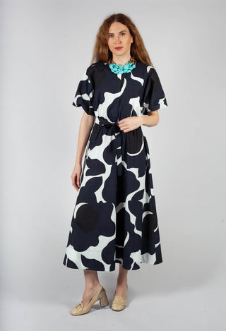Gathered Sleeve Dress in St. Comet and Nero