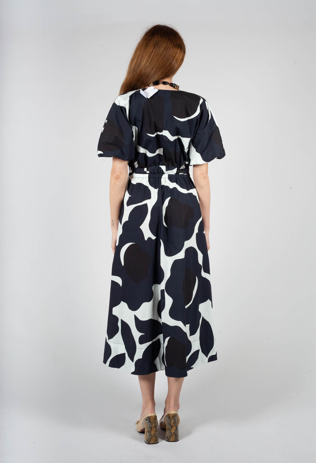 Gathered Sleeve Dress in St. Comet and Nero