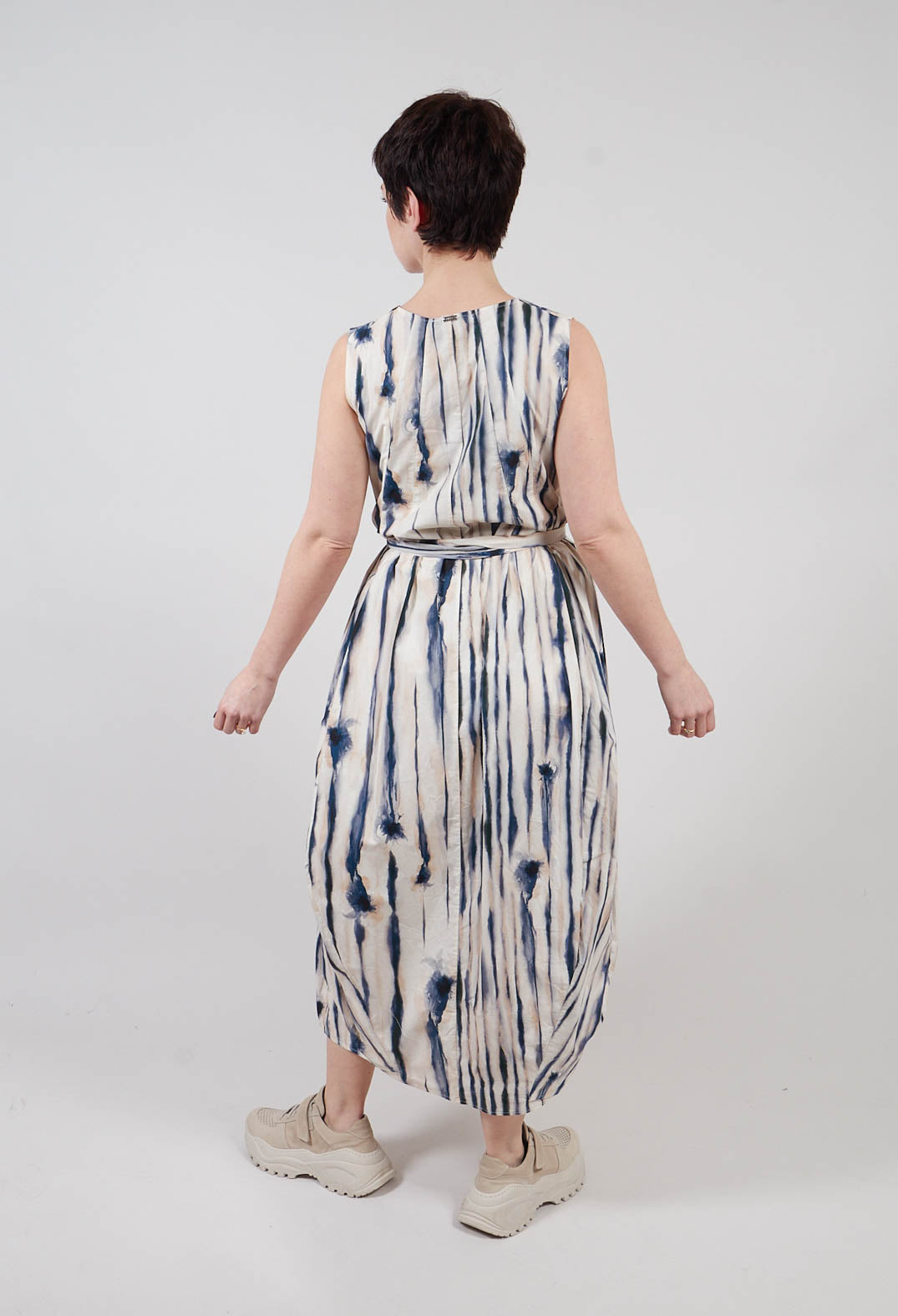 Smolder Dress in Beige and Blue