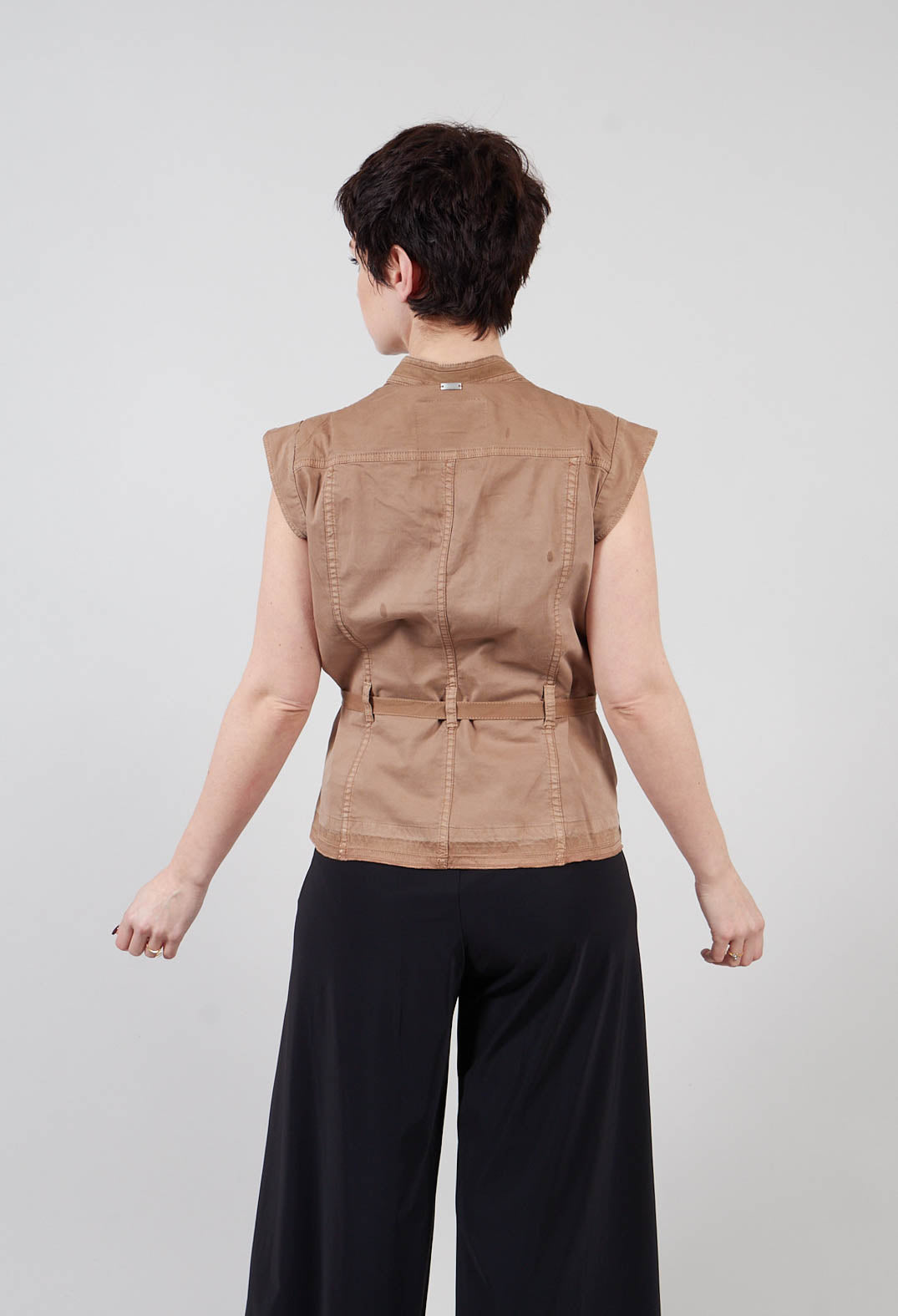 Raise Up Waistcoat in Brown Chestnut