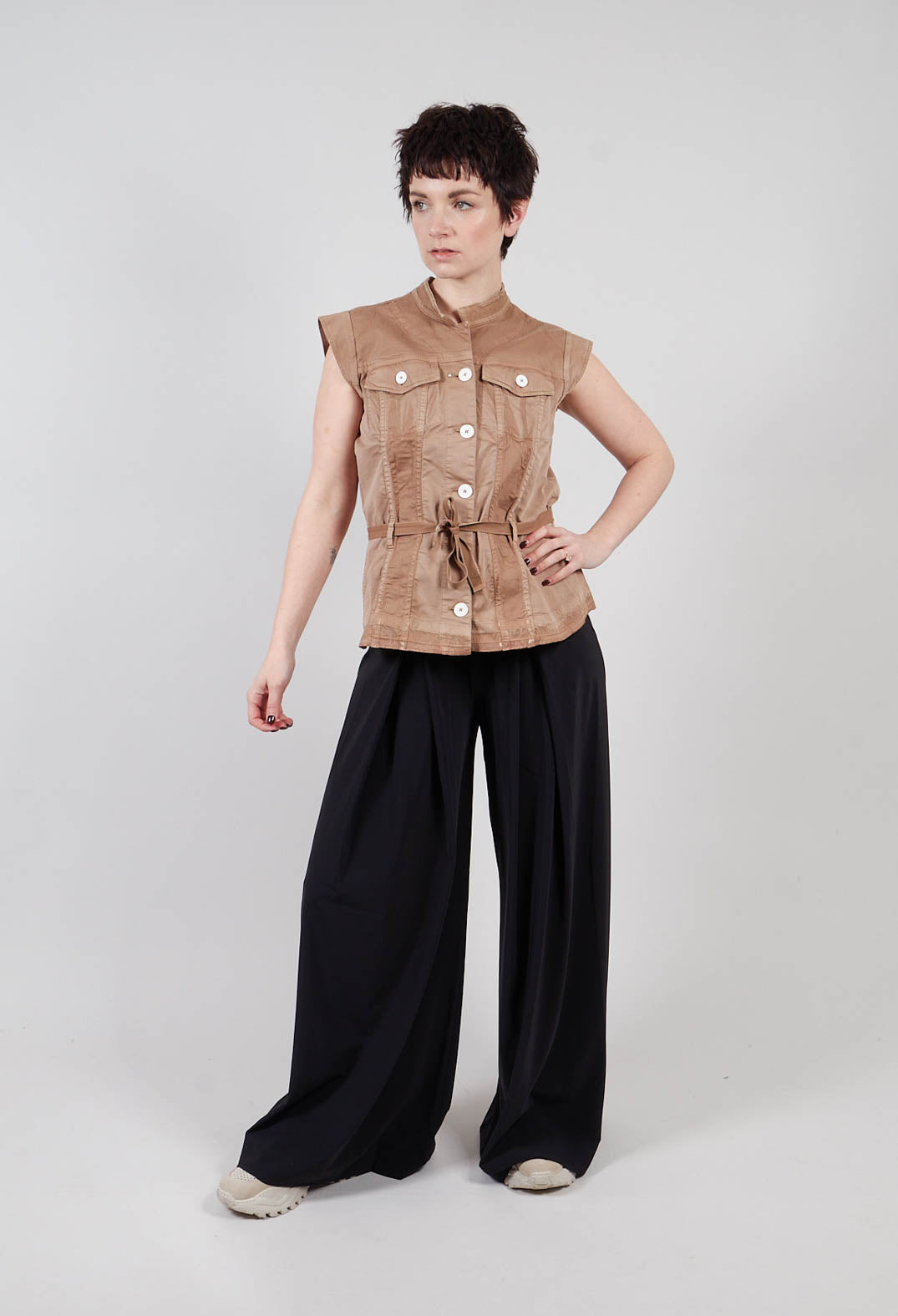 Raise Up Waistcoat in Brown Chestnut