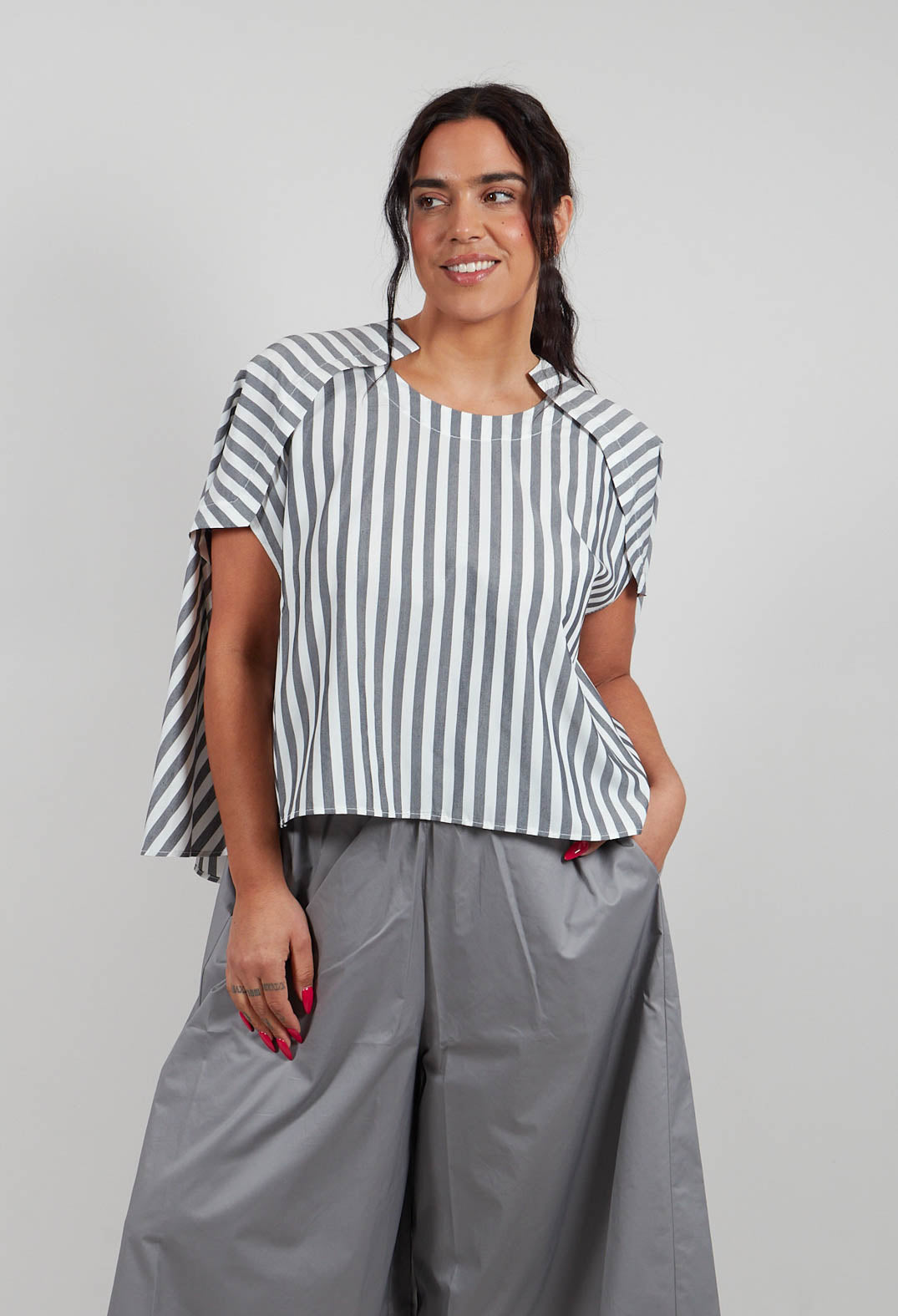 Shirt in White Grey