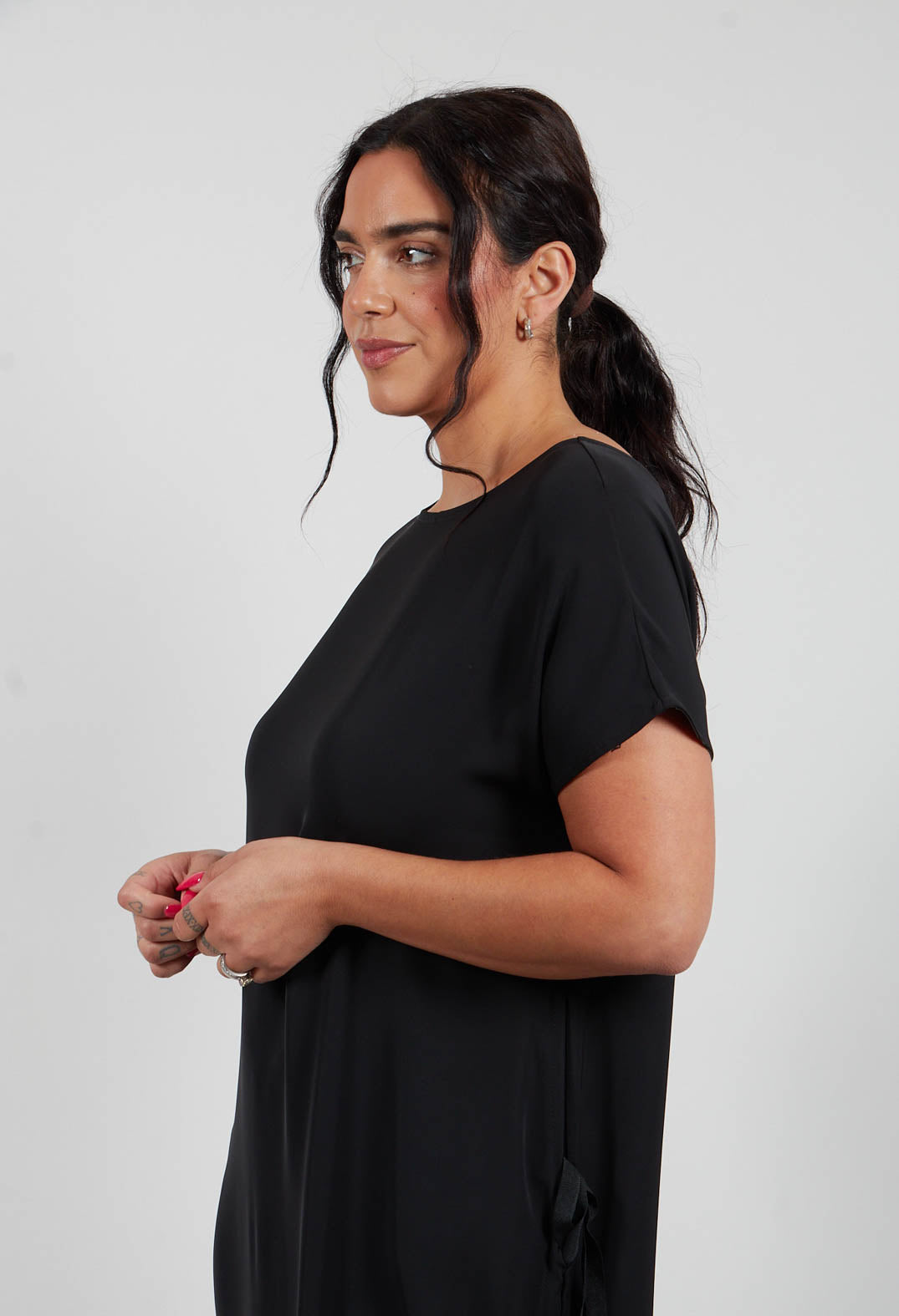 Oversized Dress in Technic Fluid Black