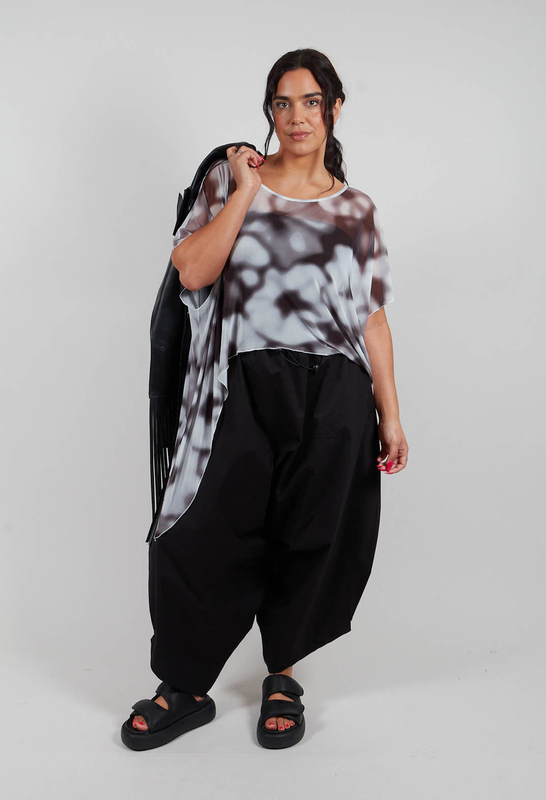 Aysmmetrical T-Shirt in Printed Tulle Stretch White