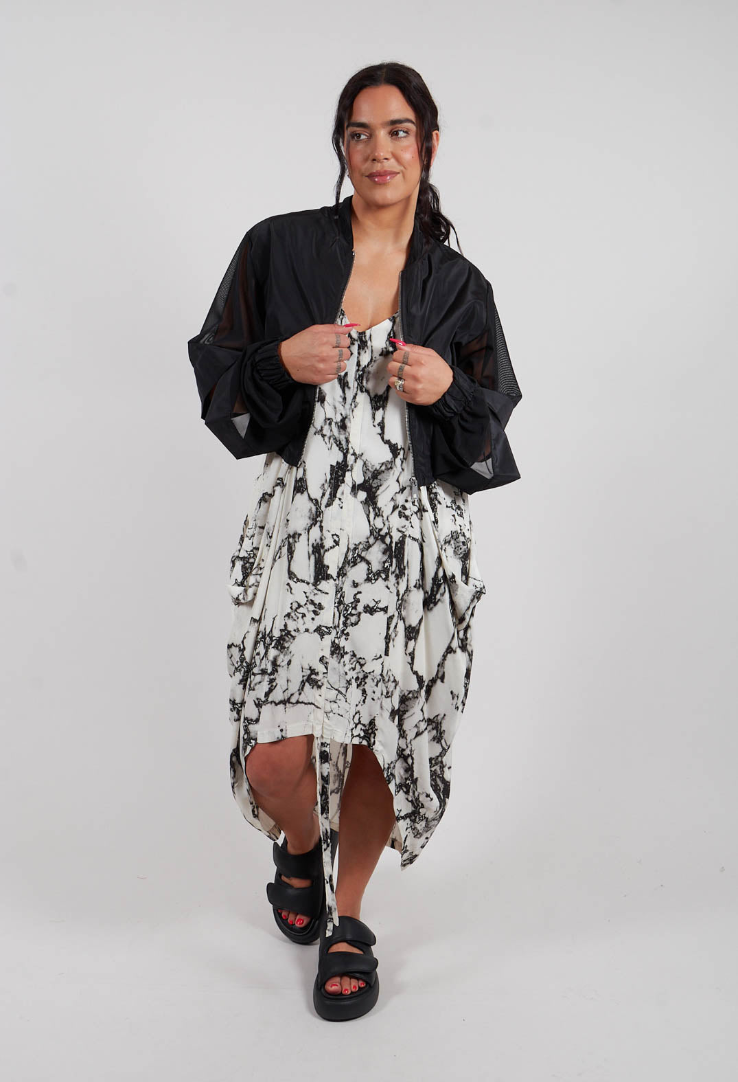 Cropped Bomber Jakcet in Tulle Stretch Black