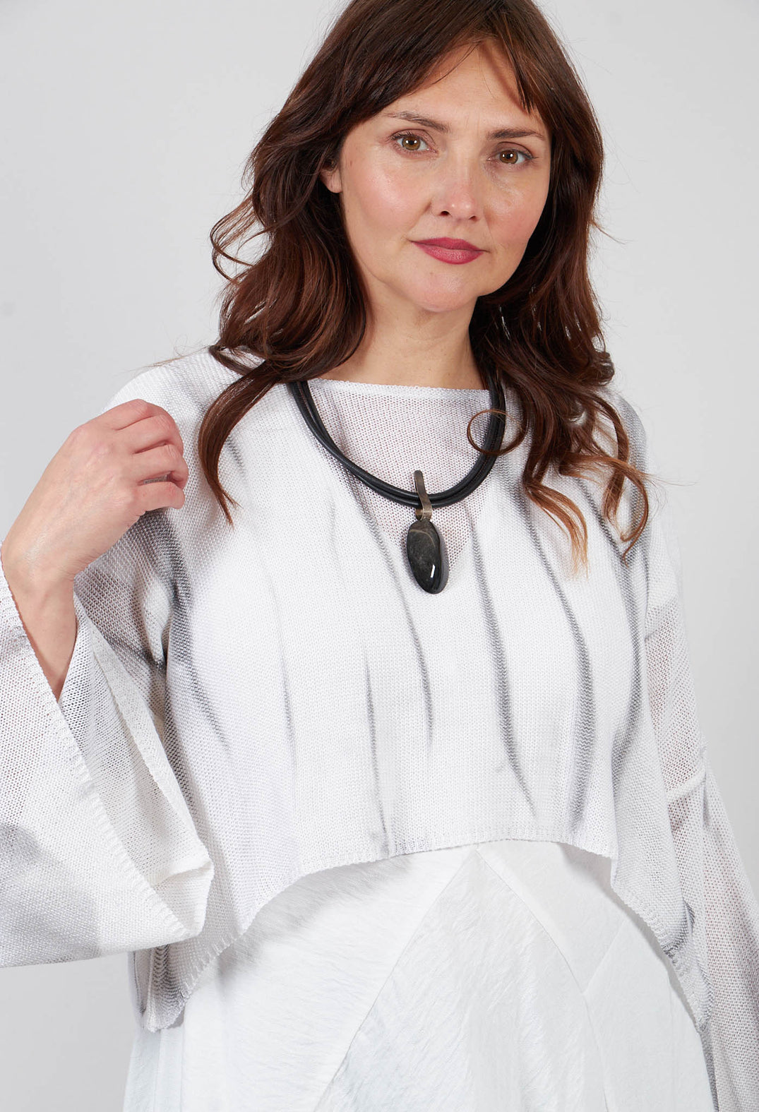 Cropped Sweater in 7 Treatment Spray White