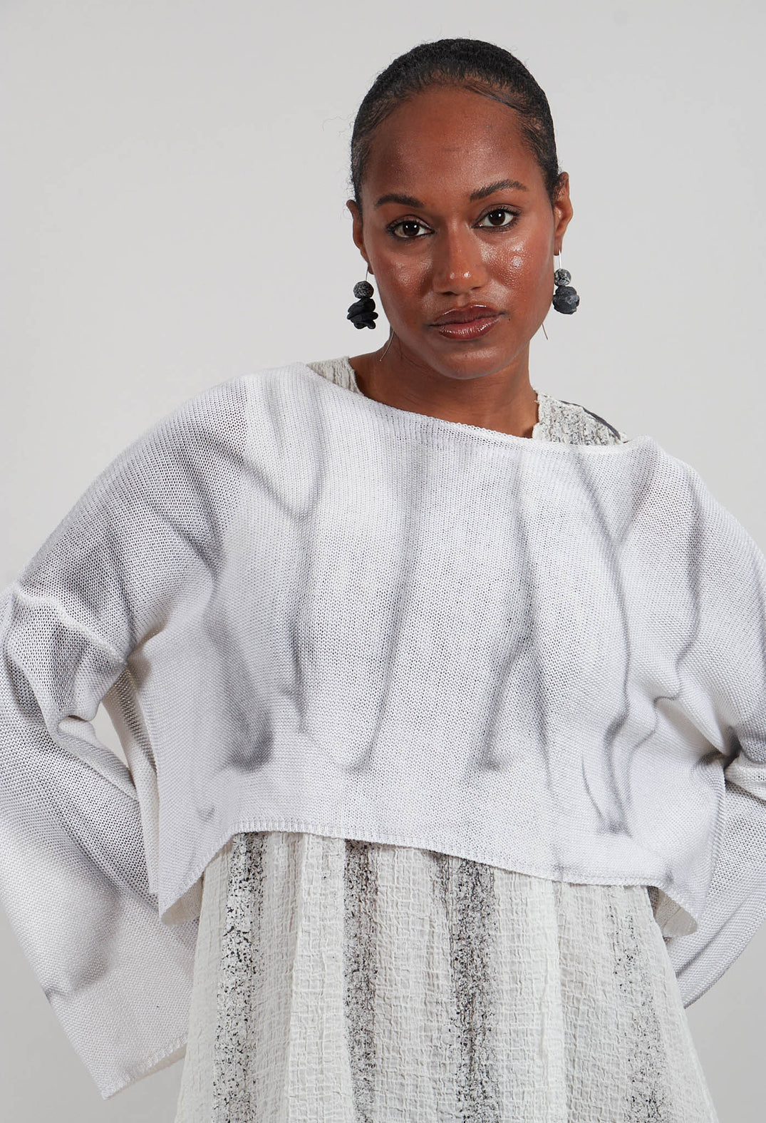 Cropped Sweater in 7 Treatment Spray White