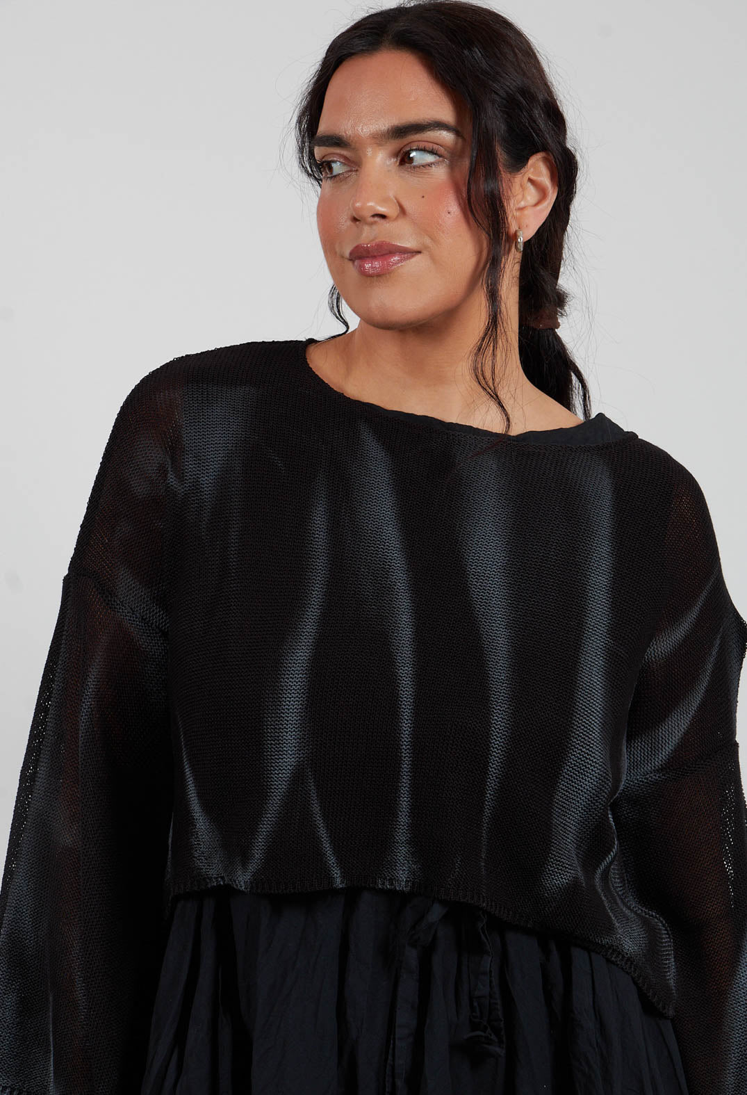 Cropped Sweater in 7 Treatment Spray Black
