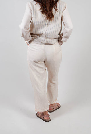Trousers in Pink