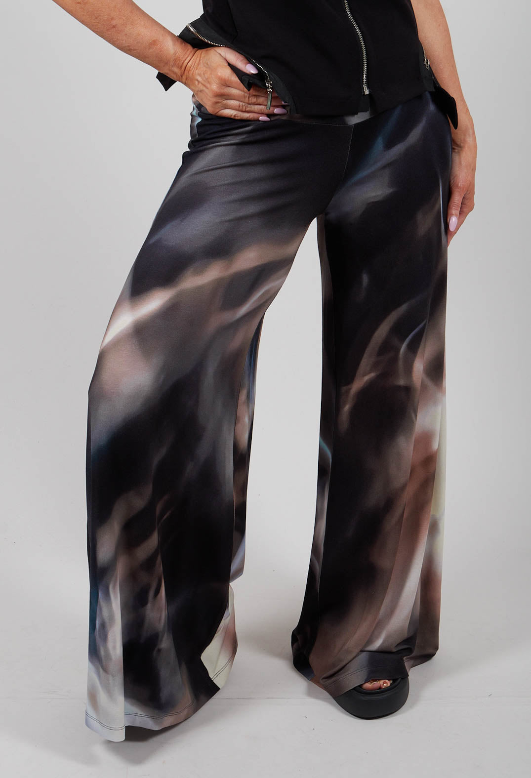Rust trousers in Black Beige Colourful
