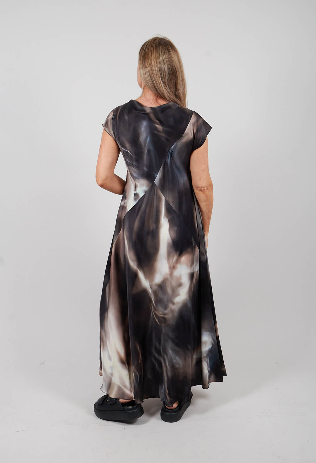 Core Dress in Black Beige Colourful
