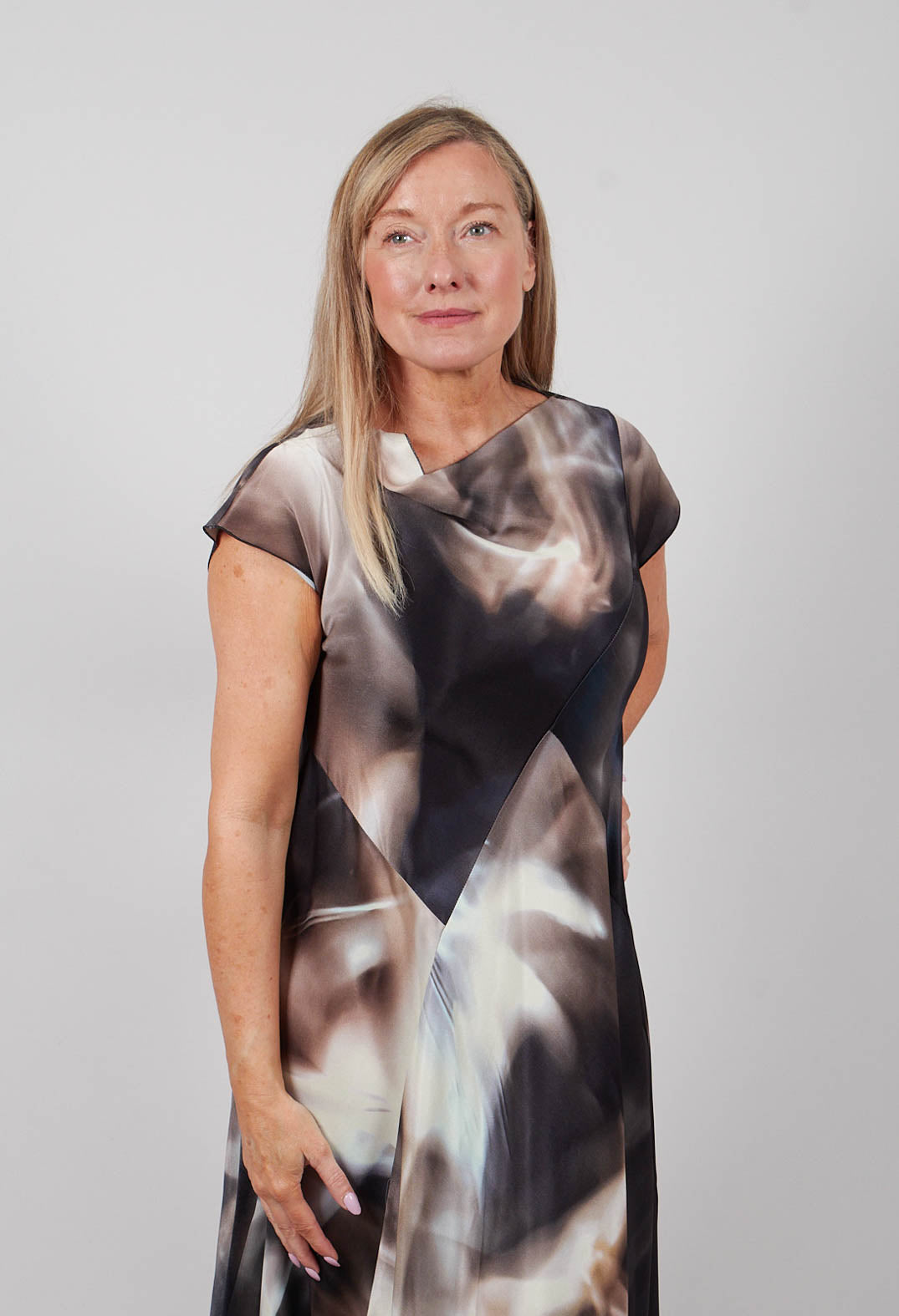 Core Dress in Black Beige Colourful