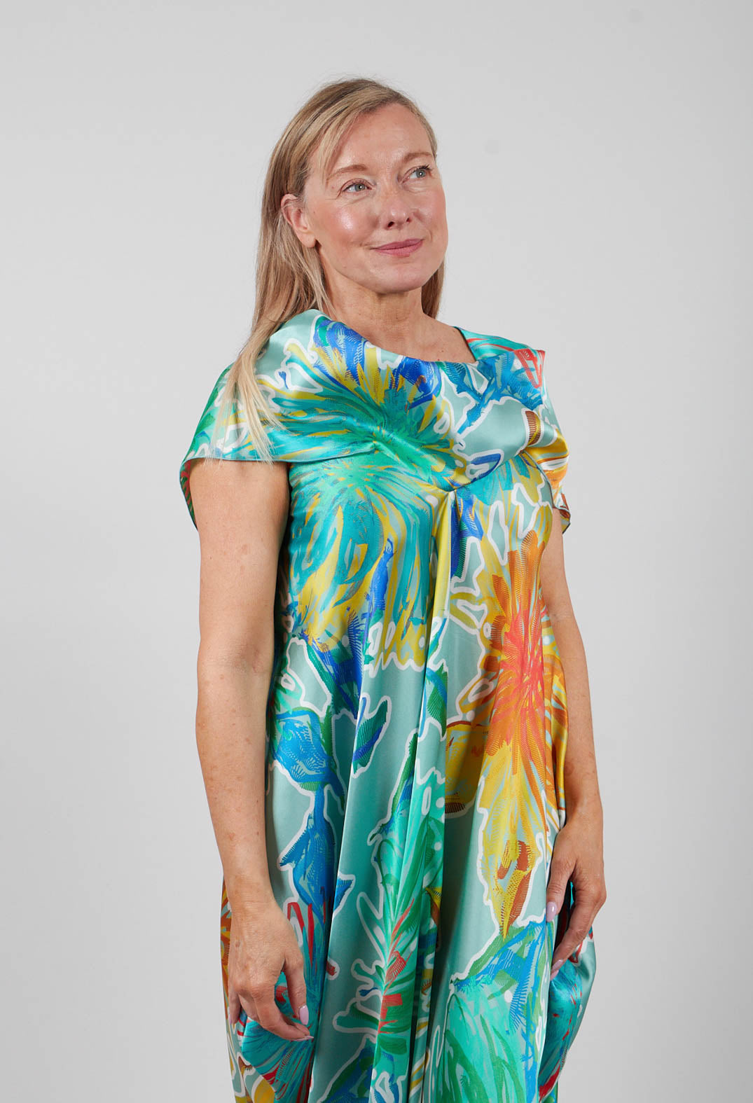 Venc Dress in Mint Colourful