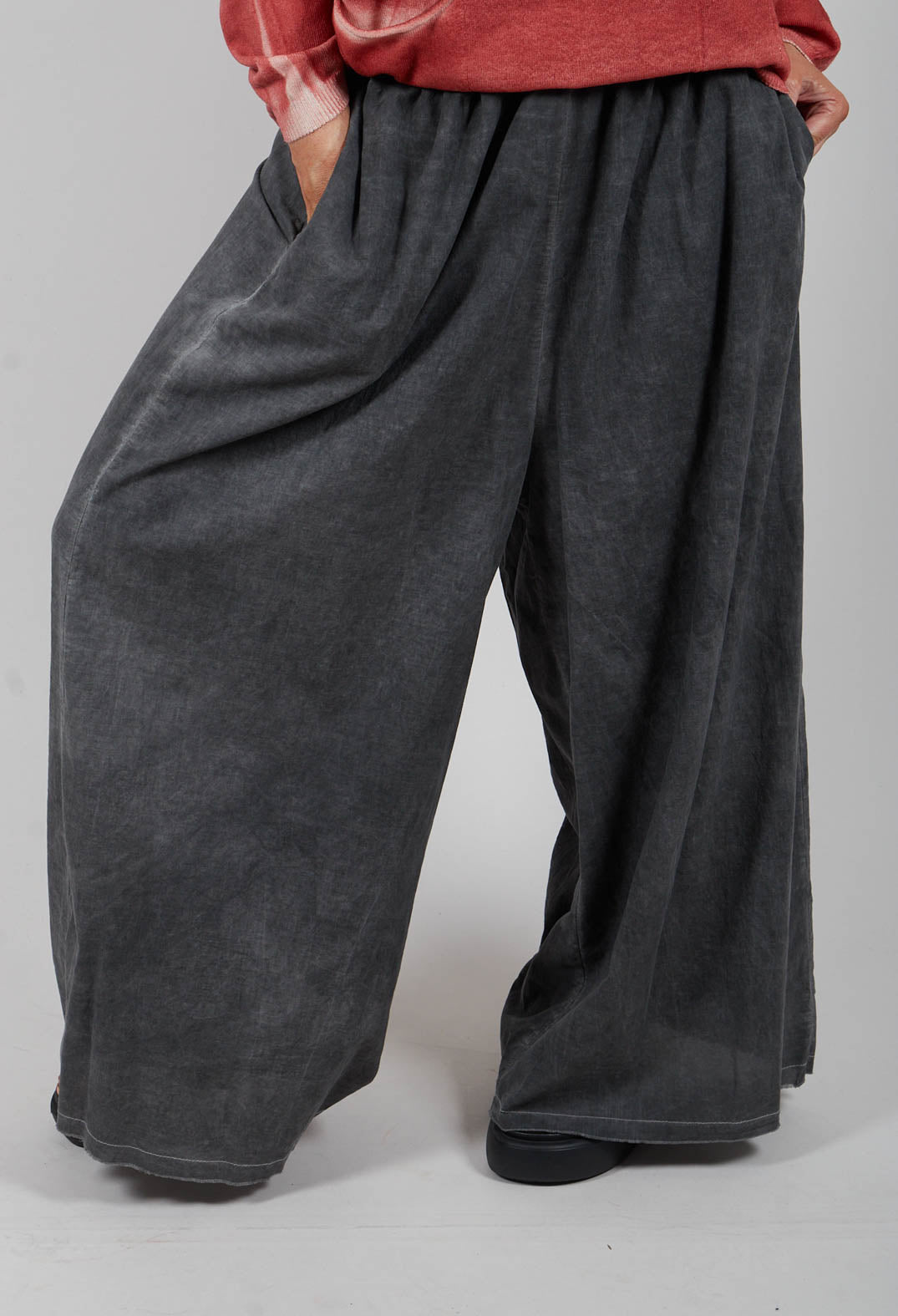 Pocket Trousers in Ash Grey