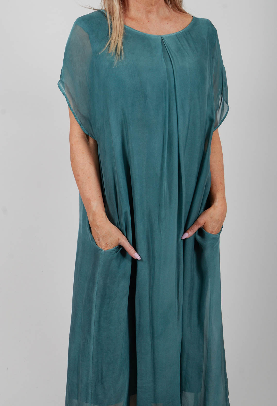 Long Dress in Tiffany Marine