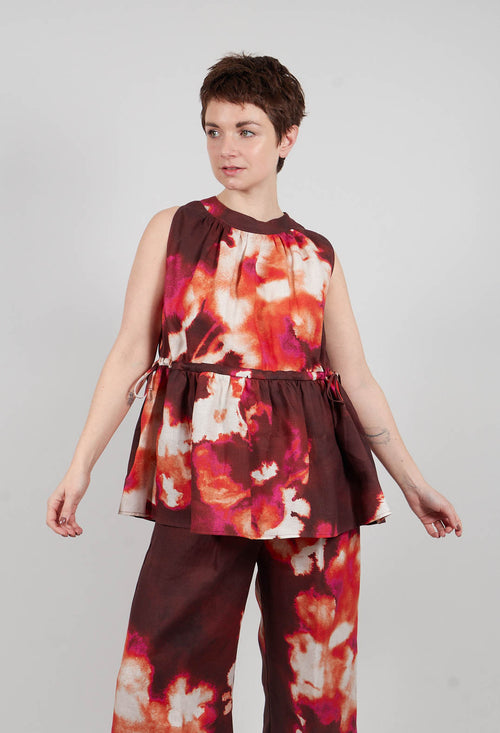Peplum Top in Flora Macro Bordeaux