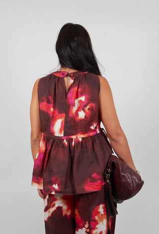 Peplum Top in Flora Macro Bordeaux