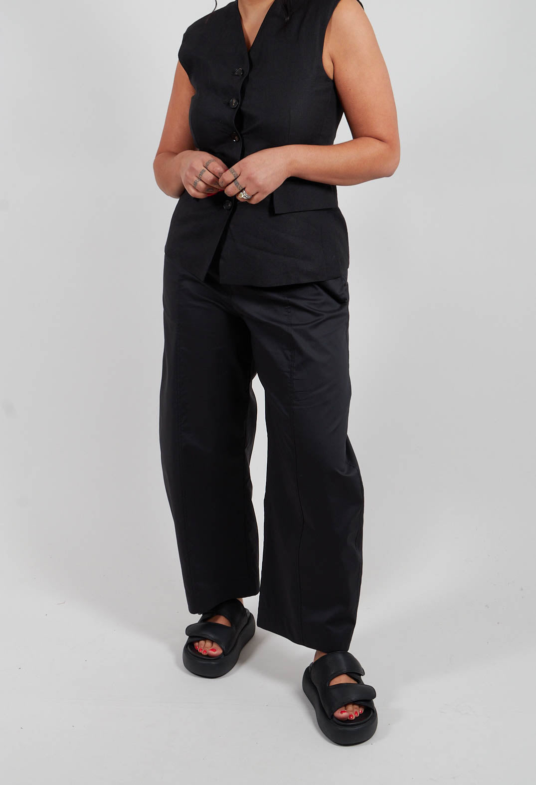 Wide Leg Trouser in Black
