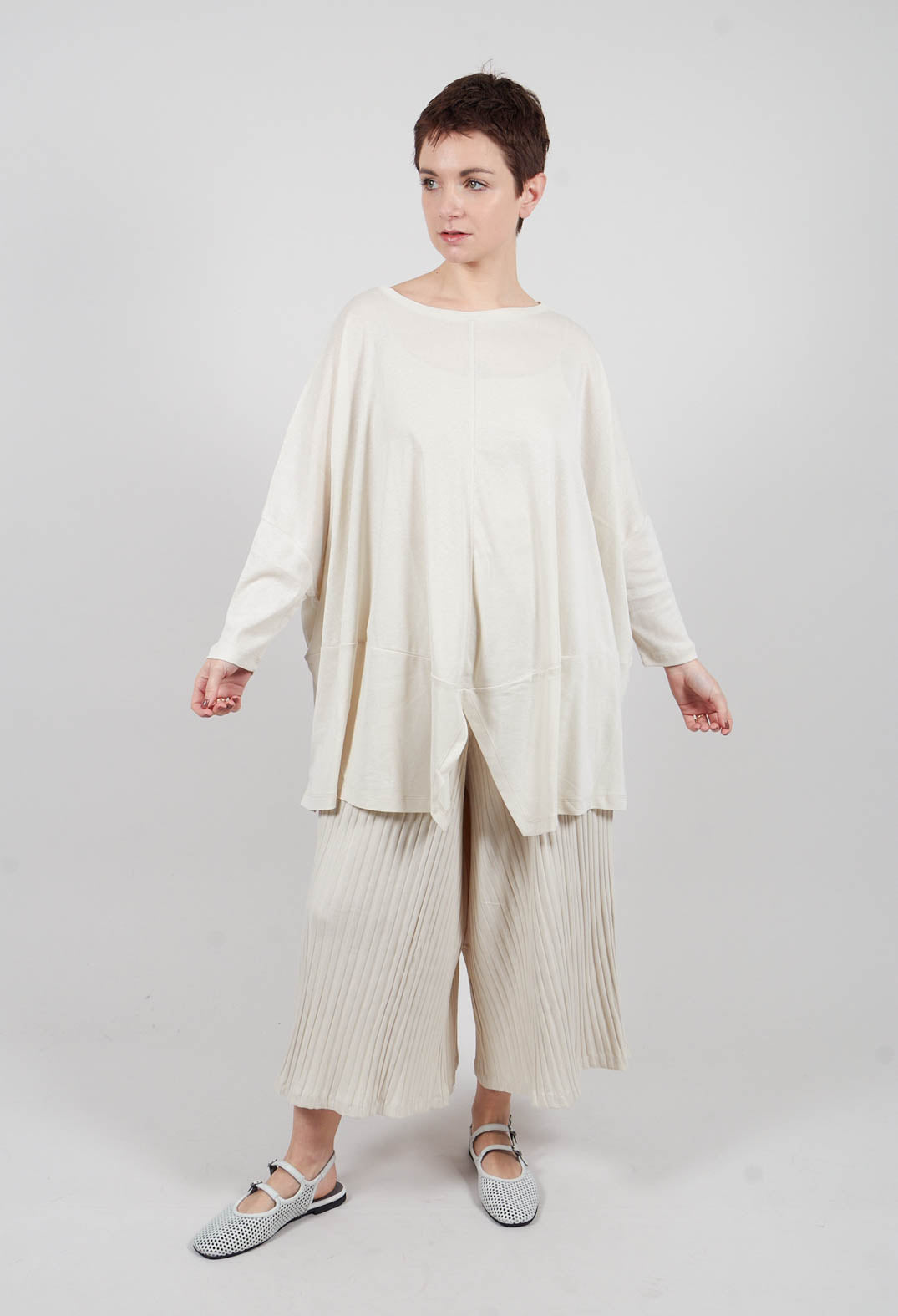 Relaxed Top in Greige